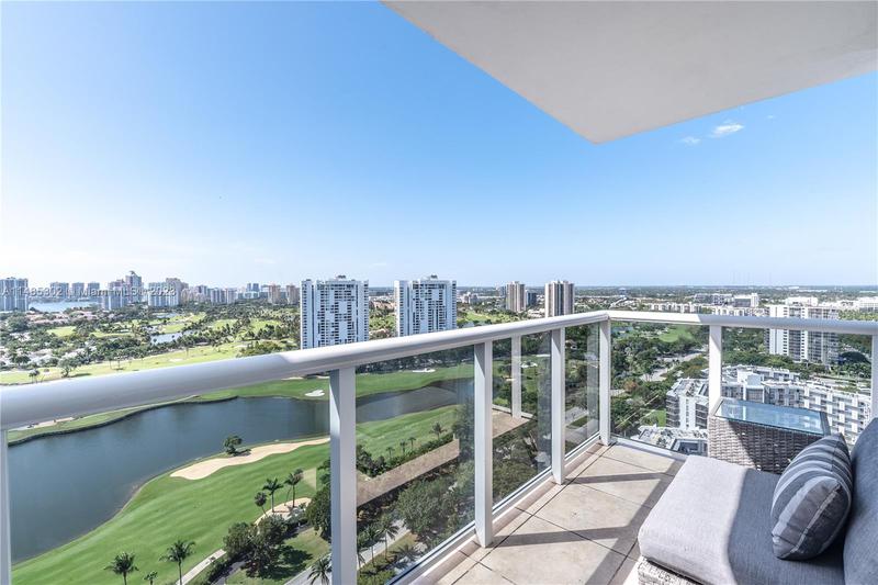 Image for property 3625 Country Club Dr PH9, Aventura, FL 33180