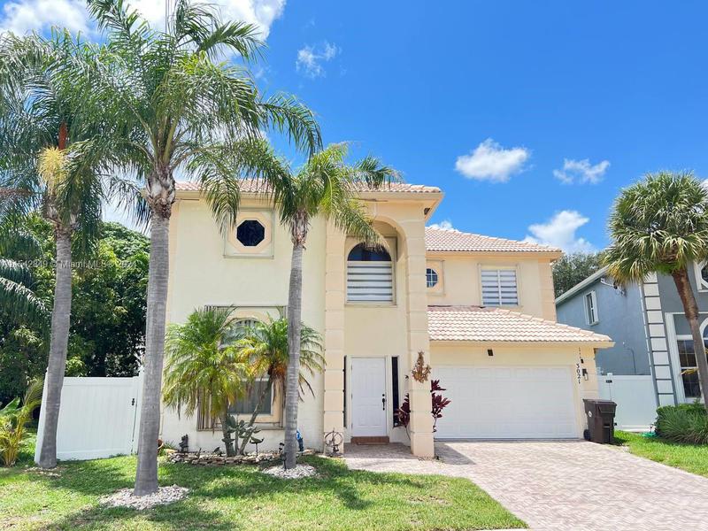 Image for property 3021 El Camino Real, West Palm Beach, FL 33409
