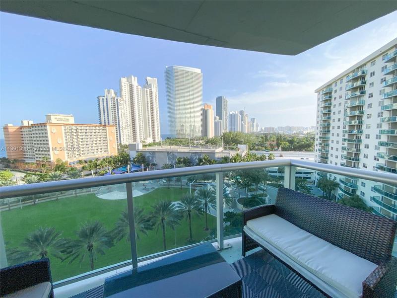 Image for property 19370 Collins Ave 1025, Sunny Isles Beach, FL 33160