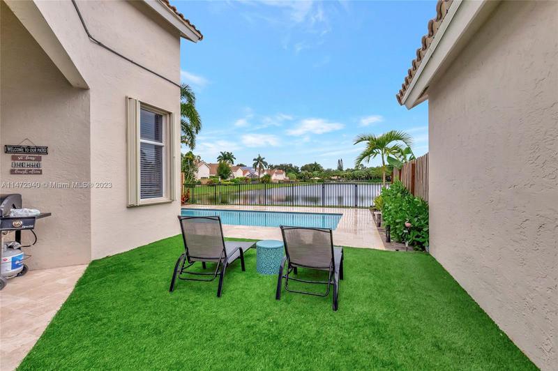 Image for property 6636 25th Ave, Boca Raton, FL 33496