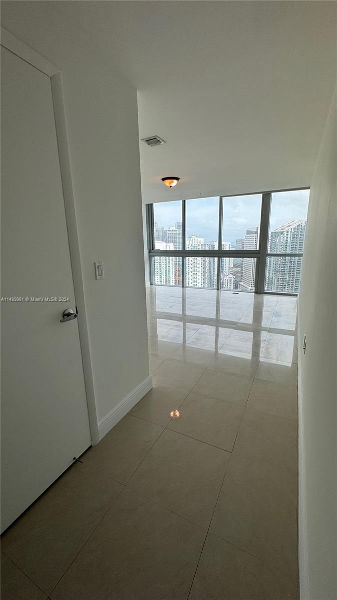 Image for property 90 3rd St PH-17, Miami, FL 33130