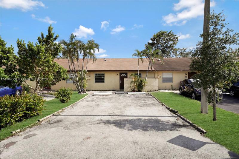 Image for property 460 43rd St, Deerfield Beach, FL 33064