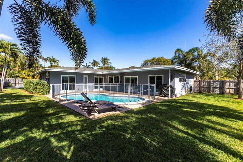 Image for property 5641 22nd Ave, Fort Lauderdale, FL 33308