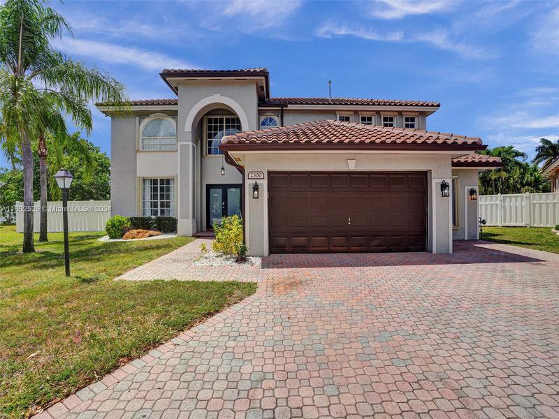 Image for property 2300 127th Ave, Pembroke Pines, FL 33028