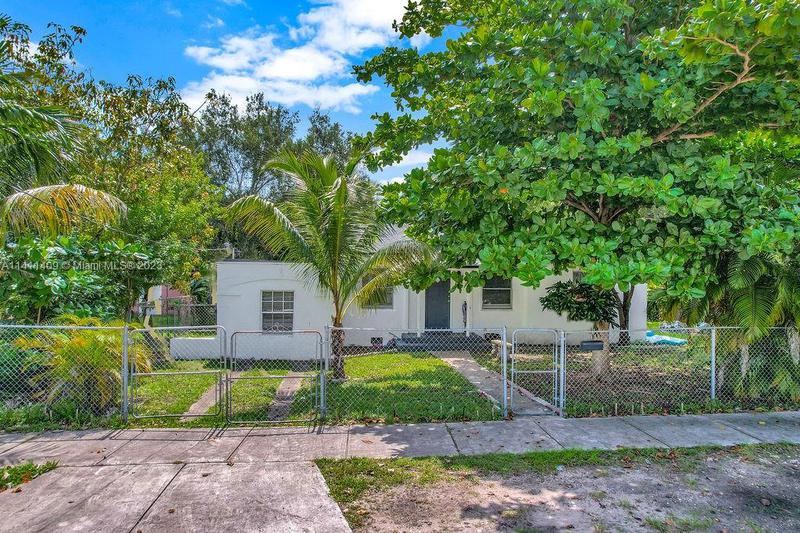 Image for property 8327 2nd Ct, Miami, FL 33138