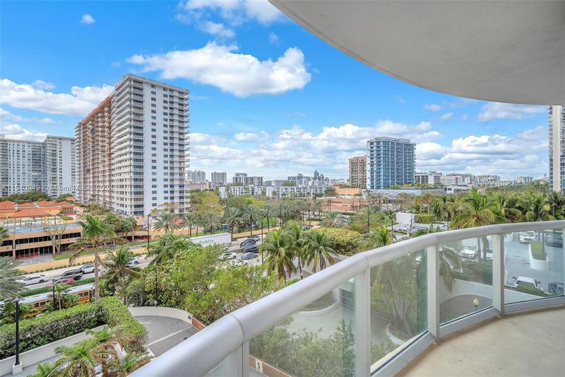 Image for property 17315 Collins Ave 607, Sunny Isles Beach, FL 33160