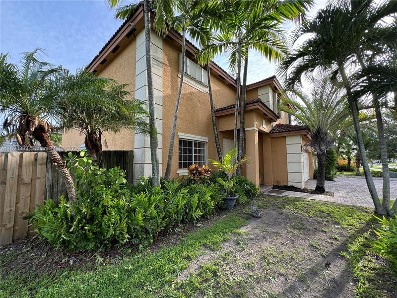 Image for property 14206 290th Ter, Homestead, FL 33033