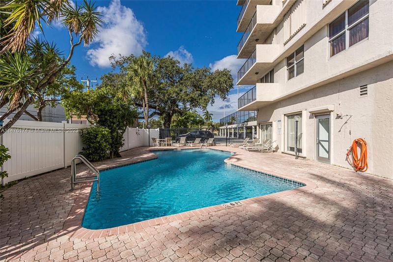 Image for property 1625 10th Ave 1005, Fort Lauderdale, FL 33316