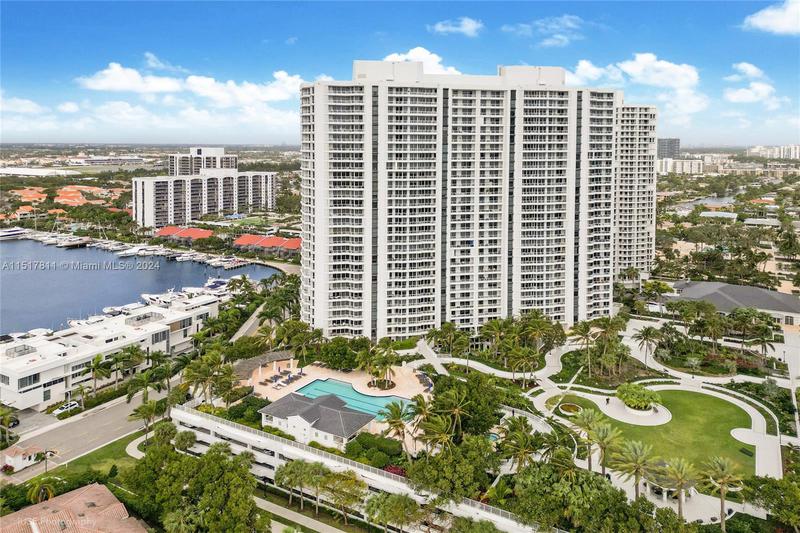 Image for property 21055 Yacht Club Dr 1604, Aventura, FL 33180