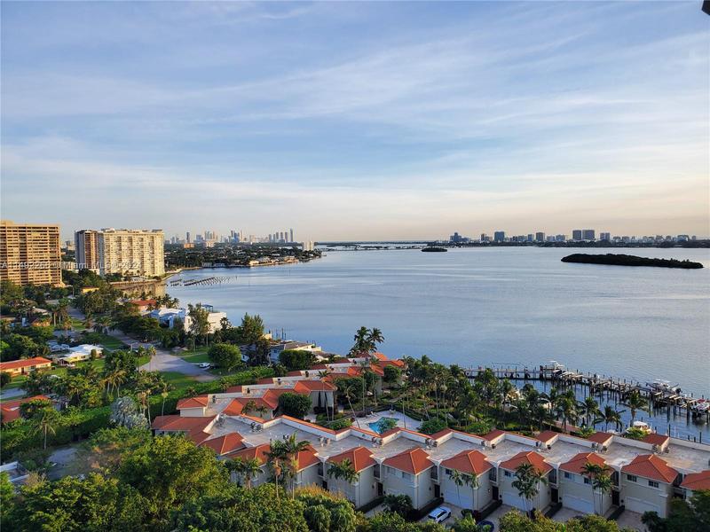 Image for property 4000 Towerside Ter 1911, Miami, FL 33138