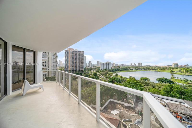 Image for property 20281 Country Club Dr 909, Aventura, FL 33180