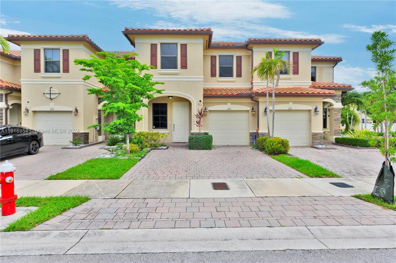 Image for property 3365 89th Ter 3365, Hialeah, FL 33018