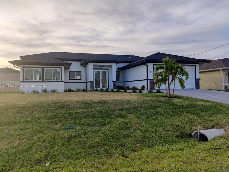 Image for property 716 37TH AVE, Cape Coral, FL 33993