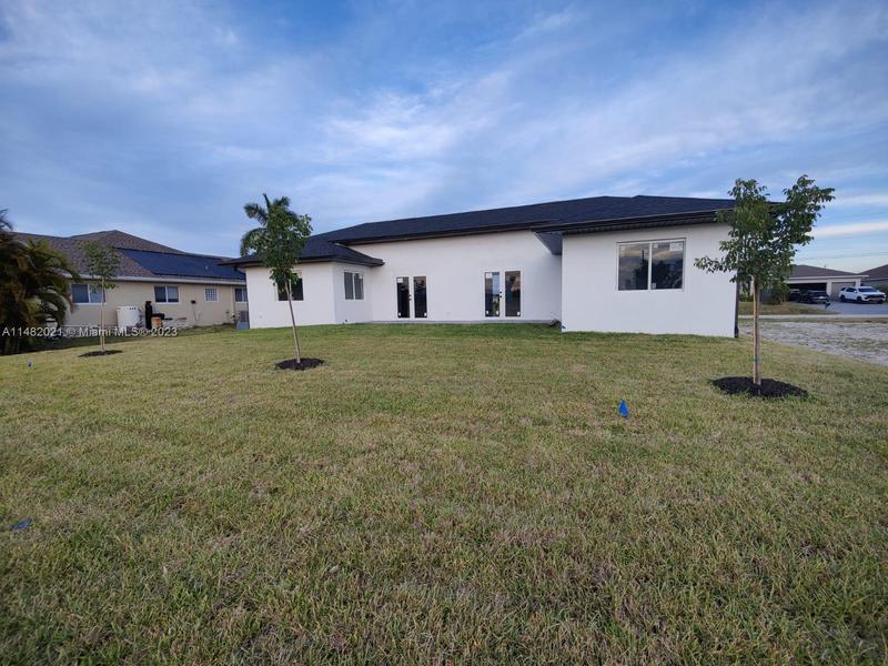 Image for property 716 37TH AVE, Cape Coral, FL 33993