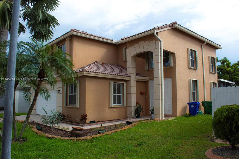 Image for property 13096 49th Ct, Miramar, FL 33027