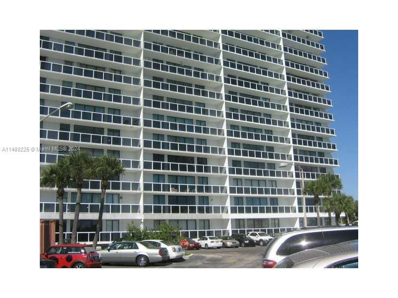 Image for property 20515 Country Club Dr 1848, Aventura, FL 33180