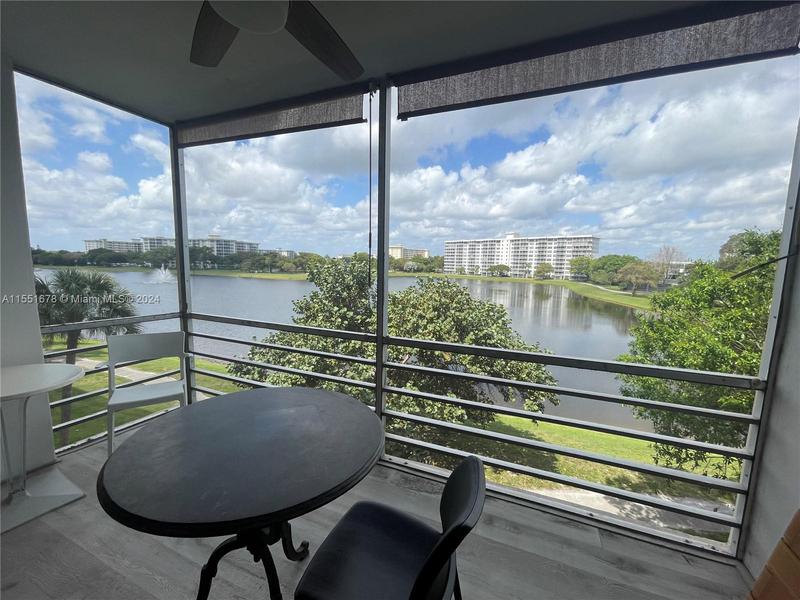 Image for property 2751 Palm Aire Dr 404, Pompano Beach, FL 33069