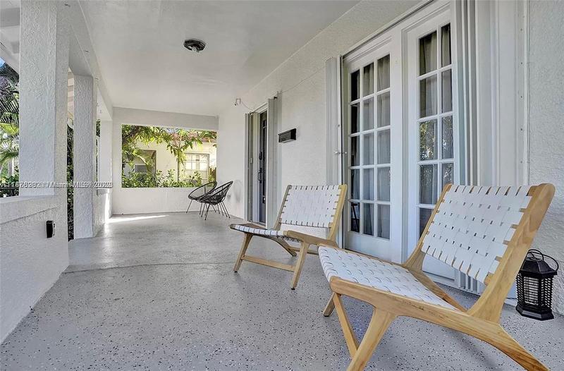 Image for property 1640 Jefferson St, Hollywood, FL 33020