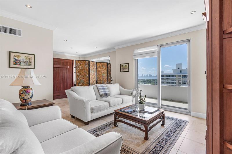 Image for property 5555 Collins Ave 17Y, Miami Beach, FL 33140
