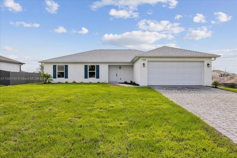 Image for property 1900 2nd Pl, Cape Coral, FL 33909