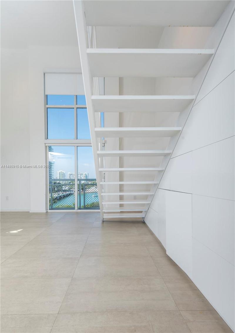 Image for property 1701 Sunset Harbor Dr L702, Miami Beach, FL 33139