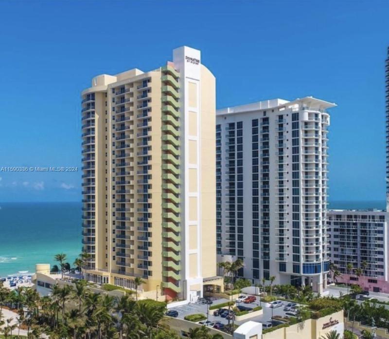 Image for property 17375 Collins Ave 705, Sunny Isles Beach, FL 33160