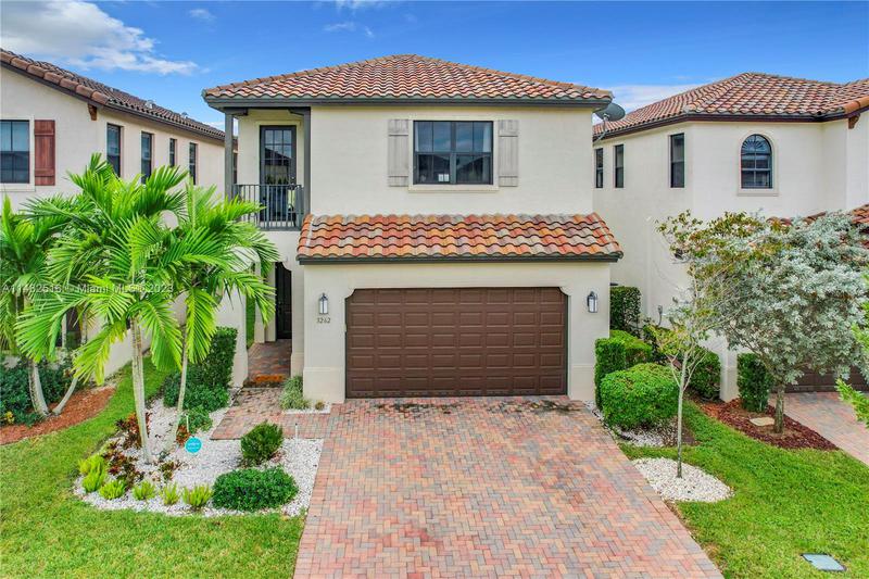Image for property 3262 96th Pl, Hialeah, FL 33018