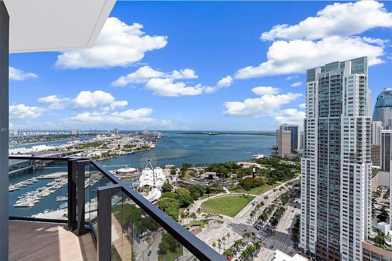 Image for property 398 5th St 4613, Miami, FL 33132