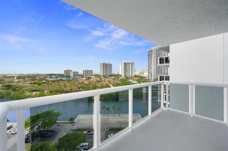 Image for property 20505 Country Club Dr 1138, Aventura, FL 33180