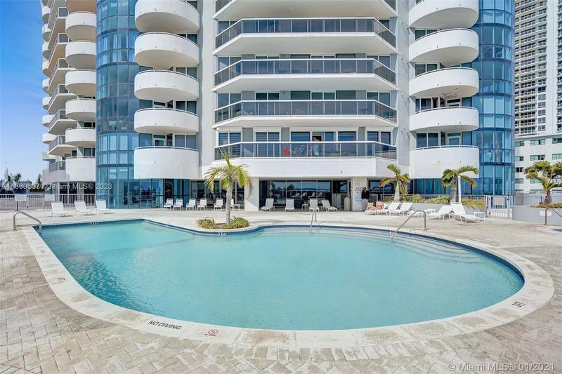 Image for property 6301 Collins Ave 806, Miami Beach, FL 33141