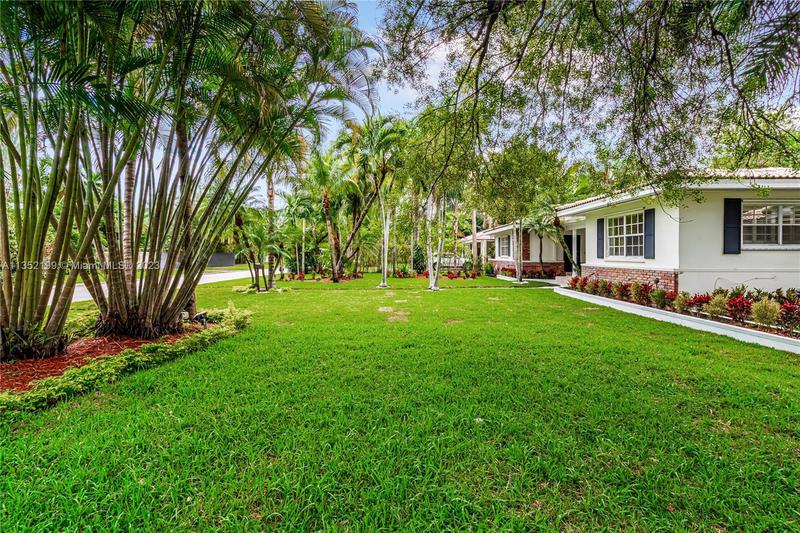 Image for property 4756 Bay Point Rd, Miami, FL 33137