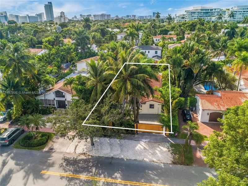 Image for property 754 51st St, Miami Beach, FL 33140