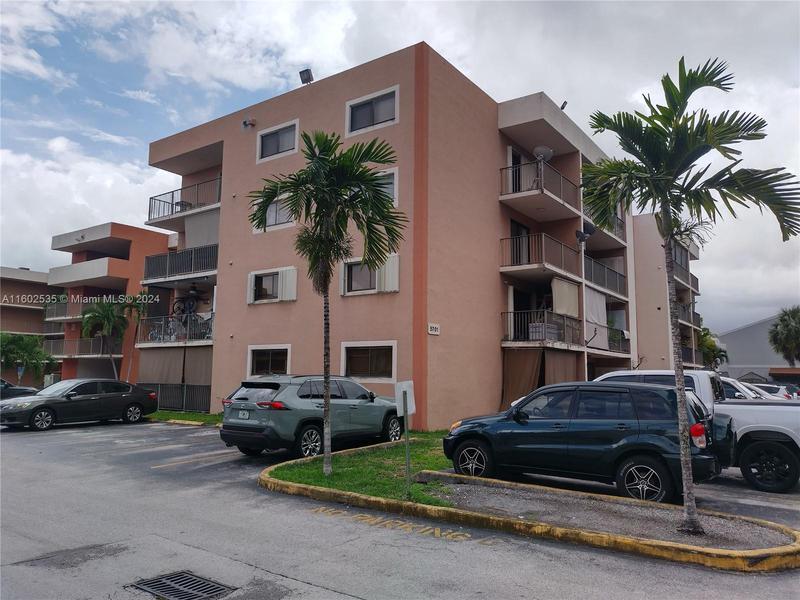 Image for property 5701 25th Ct 201, Hialeah, FL 33016