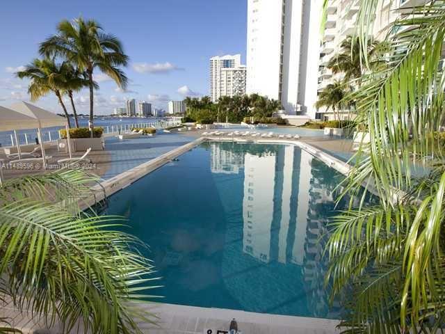 Image for property 1000 West PH05, Miami Beach, FL 33139