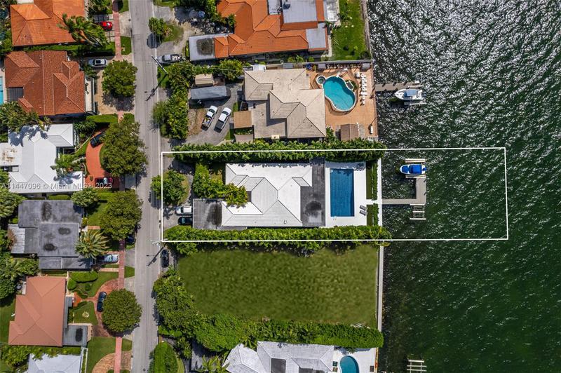 Image for property 1065 Shore Dr, Miami Beach, FL 33141