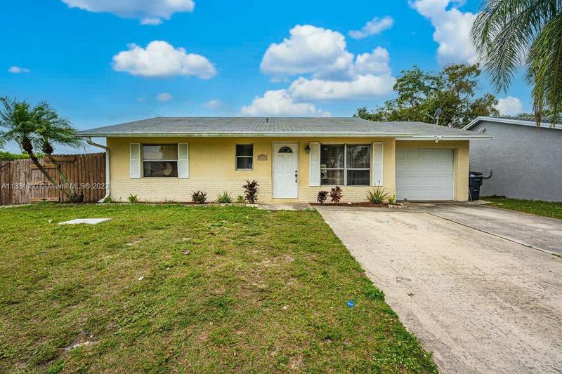 Image for property 5625 Haverford Way, Lake Worth, FL 33463