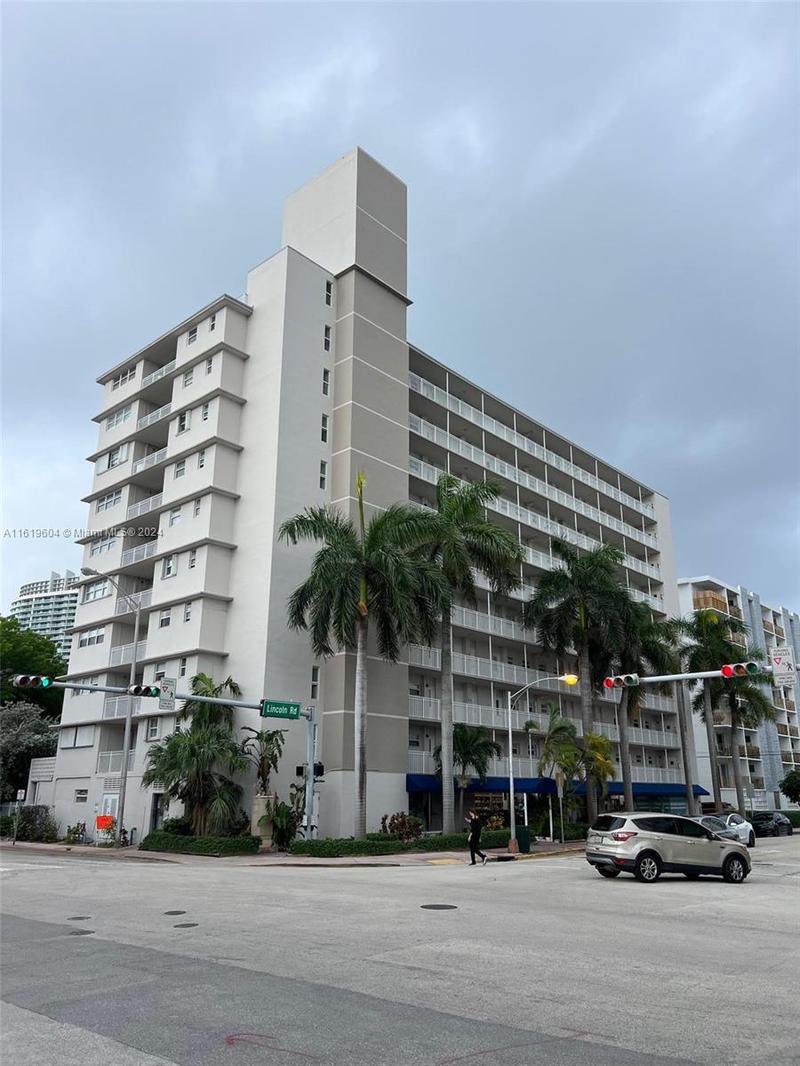 Image for property 1300 Lincoln Rd D804, Miami Beach, FL 33139