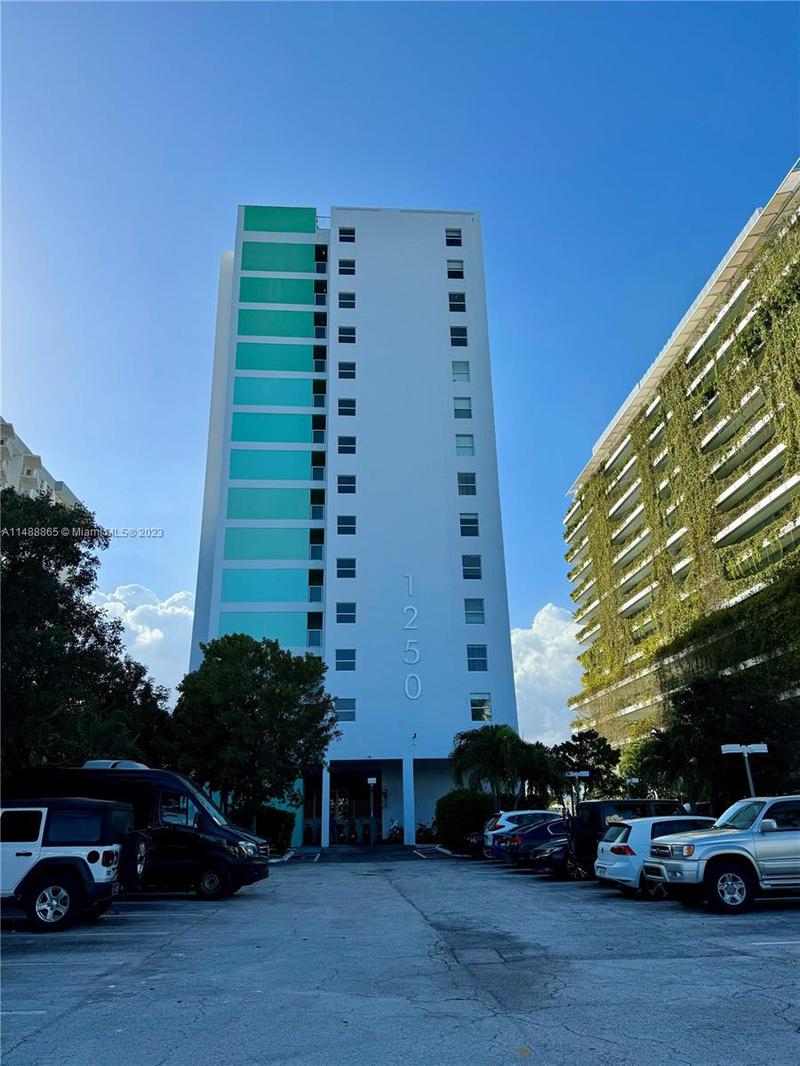 Image for property 1250 West Ave 11R, Miami Beach, FL 33139