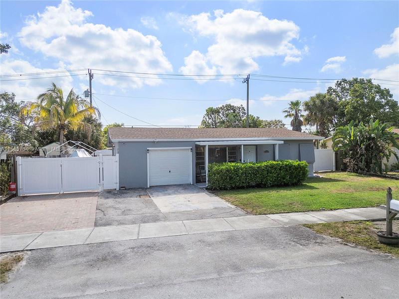 Image for property 2510 9th Ave, Pompano Beach, FL 33064