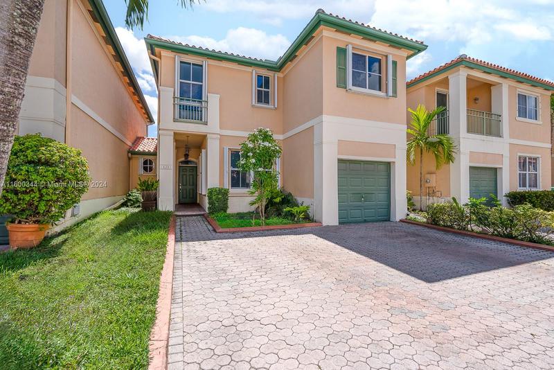 Image for property 14381 83rd Ave, Miami Lakes, FL 33016