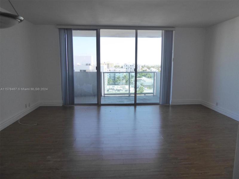 Image for property 1000 West Ave 906, Miami Beach, FL 33139