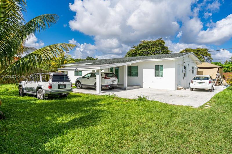 Image for property 18650 204th Ave, Miami, FL 33187