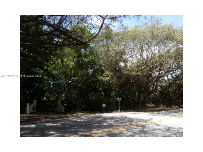 Image for property 15000 Old Cutler Rd, Palmetto Bay, FL 33158