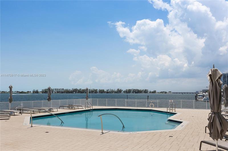 Image for property 200 15th Rd 12J, Miami, FL 33129