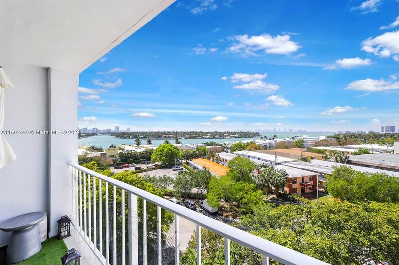Image for property 6900 Bay Dr 7A, Miami Beach, FL 33141