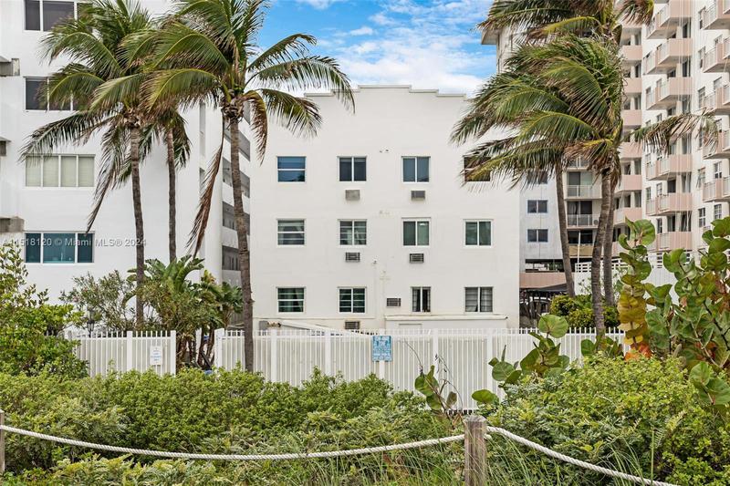 Image for property 335 Ocean Dr 126, Miami Beach, FL 33139