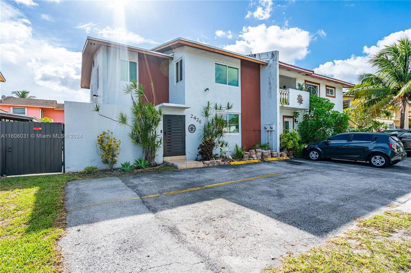 Image for property 2426 112th Ave 0, Miami, FL 33165