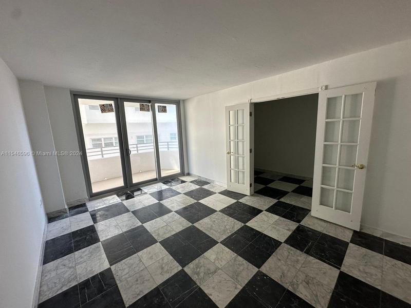 Image for property 5555 Collins Ave 3C, Miami Beach, FL 33140