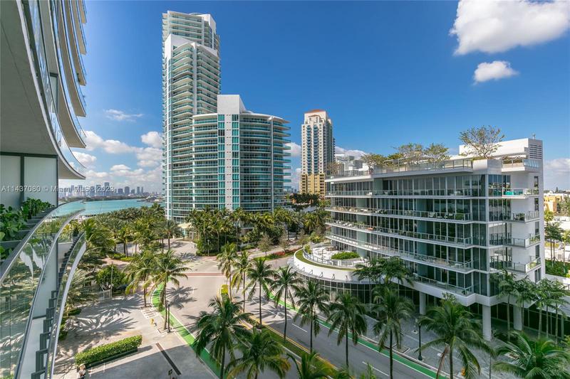 Image for property 800 Pointe Dr 602, Miami Beach, FL 33139