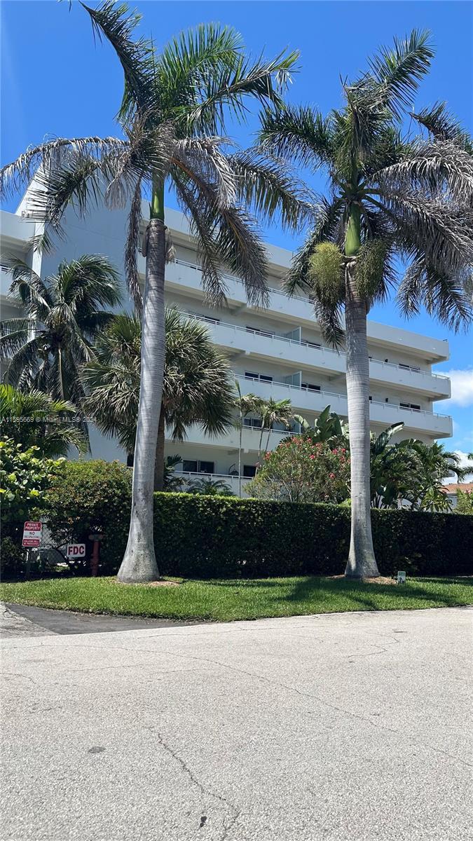 Image for property 3212 12th St 203, Pompano Beach, FL 33062
